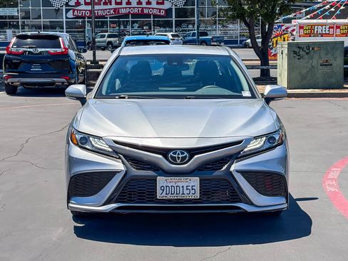 Used 2023 Toyota Camry XSE FWD image 6
