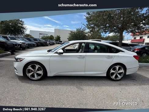 Used 2018 Honda Accord Touring image 4