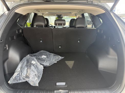 Certified 2025 Hyundai Tucson SEL FWD image 11