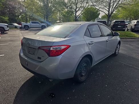 Used 2015 Toyota Corolla LE image 9