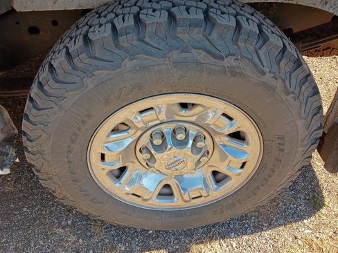 Used 2016 Nissan NV 3500 SV w/ SV Technology Package image 23