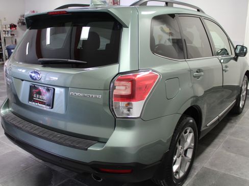 Used 2018 Subaru Forester 2.5i Touring image 6