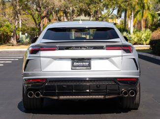 Used 2022 Lamborghini Urus video 2