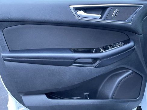 Used 2018 Ford Edge SEL w/ Ford Safe & Smart Package image 22