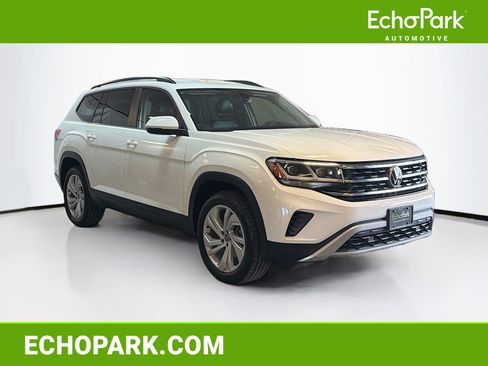 Used 2021 Volkswagen Atlas SE image 1