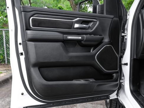 Used 2023 RAM 1500 Laramie AWD/4WD image 57