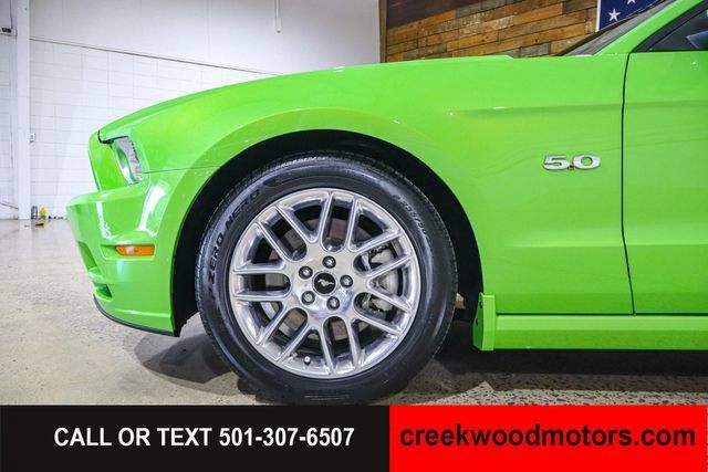 Used 2013 Ford Mustang GT Premium w/ Security Pkg RWD image 10