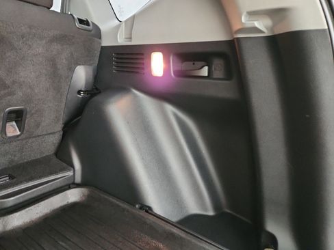 Used 2018 Honda CR-V LX image 30