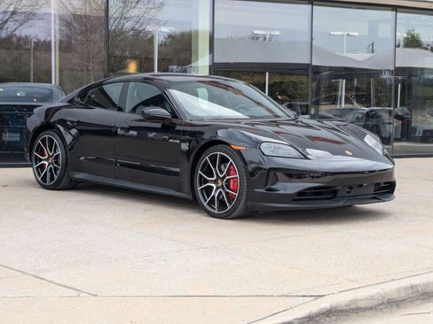 New 2025 Porsche Taycan 4S image 7
