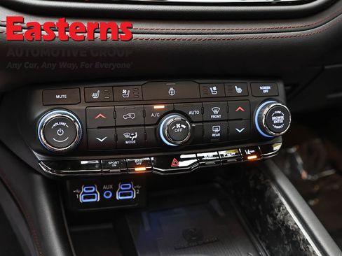 Used 2024 Dodge Durango R/T AWD/4WD image 20