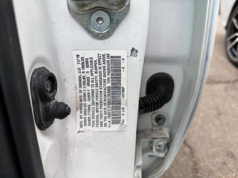 Used 2017 Honda Civic Touring image 28