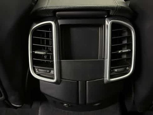 Used 2017 Porsche Cayenne S AWD/4WD image 26