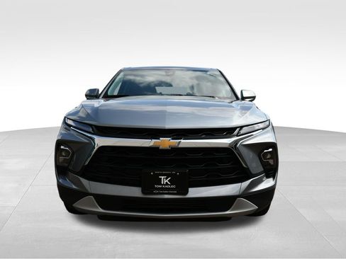 Used 2025 Chevrolet Blazer LT AWD/4WD image 11