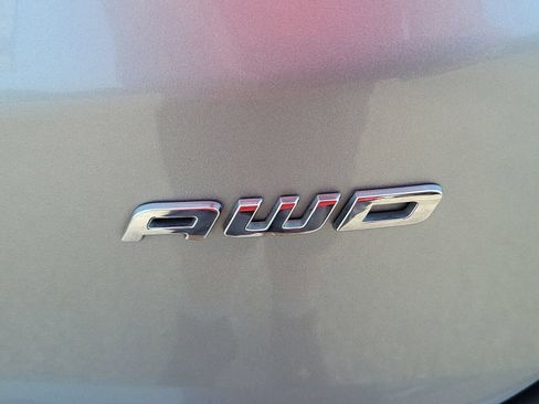 Used 2024 Ford Edge SEL AWD/4WD image 10