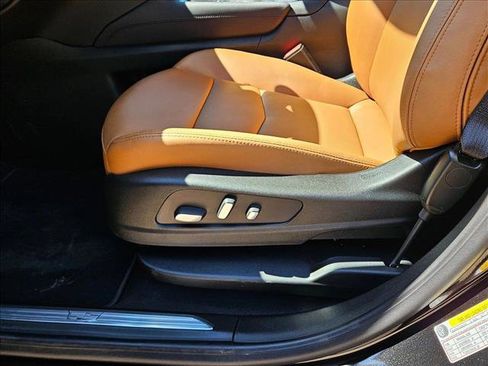 New 2025 Cadillac XT5 Premium Luxury w/ LPO, Bronce Accent Package image 4