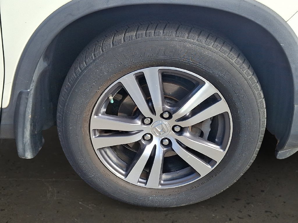 Used 2018 Honda Pilot EX image 3