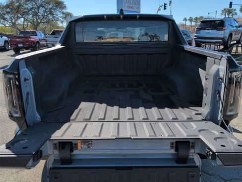 Certified 2024 GMC Hummer EV 2X image 28