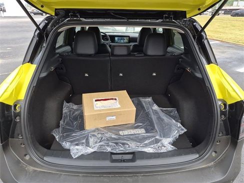 New 2025 Nissan Kicks SR image 7