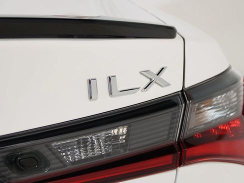Used 2022 Acura ILX w/ Premium & A-SPEC Package FWD image 14