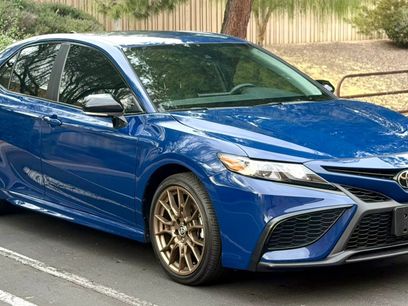 Used 2024 Toyota Camry SE w/ Convenience Package