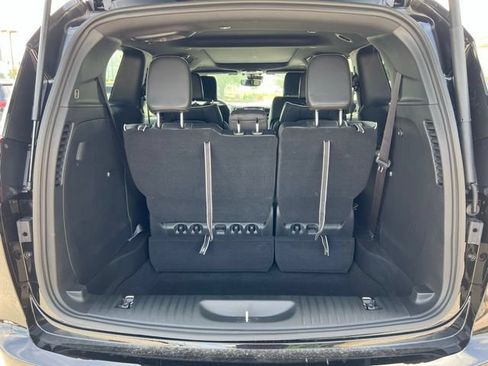 New 2025 Chrysler Pacifica Limited FWD image 30