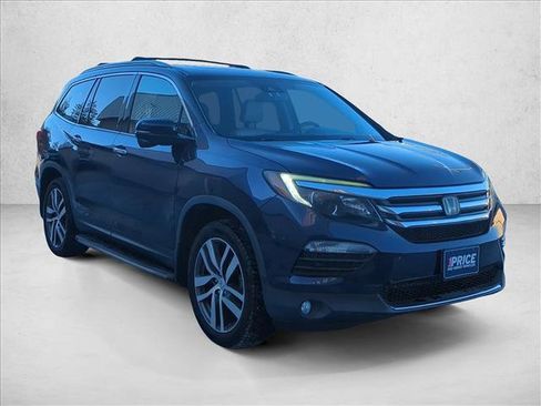 Used 2016 Honda Pilot Touring image 3