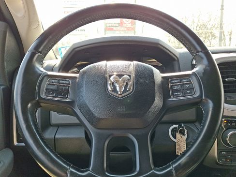 Certified 2019 RAM 1500 Big Horn image 20