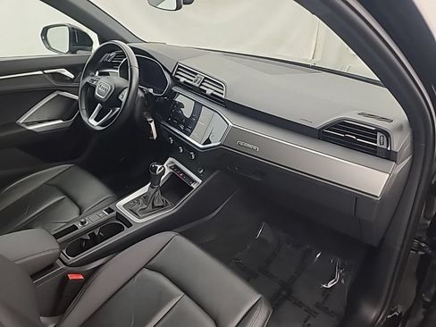 Used 2025 Audi Q3 2.0T Premium AWD/4WD image 14