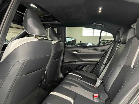 Used 2025 Toyota Camry SE w/ Convenience Package AWD/4WD image 18