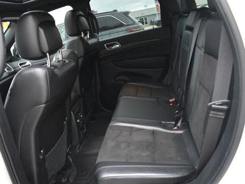 Used 2022 Jeep Grand Cherokee Laredo X AWD/4WD image 22