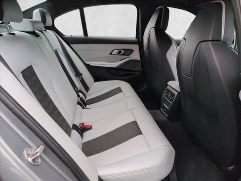 Used 2022 BMW M3 Competition w/ Executive Package image 22