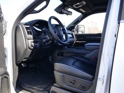 Used 2023 RAM 3500 Limited image 30