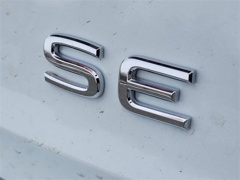 New 2025 Volkswagen Jetta SE image 11