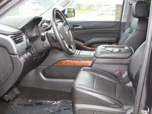 Used 2015 Chevrolet Tahoe LTZ AWD/4WD image 7