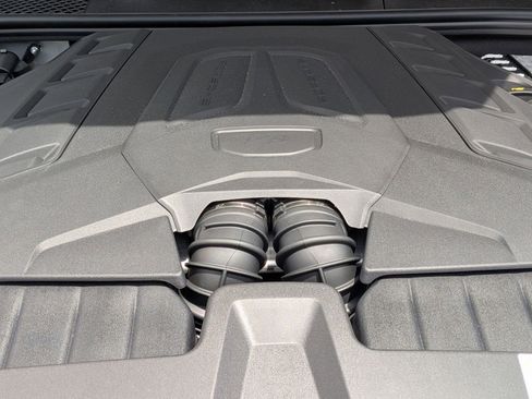 New 2026 Porsche Cayenne Turbo AWD/4WD image 30