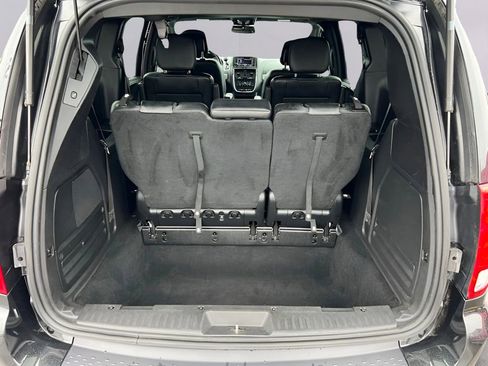 Used 2019 Dodge Grand Caravan GT FWD image 13