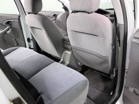 Used 2002 Ford Focus LX image 21