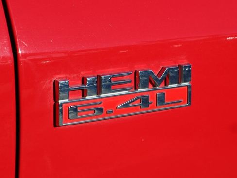 Used 2022 RAM 2500 Tradesman w/ Chrome Appearance Group image 36