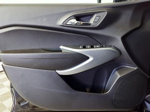 New 2026 Chevrolet Trax LS image 8