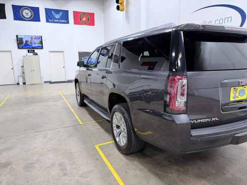 Used 2015 GMC Yukon XL SLE w/ Convenience Package RWD image 34