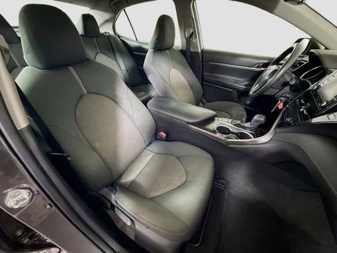 Used 2023 Toyota Camry LE FWD image 28