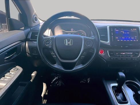 Used 2017 Honda Pilot EX-L image 5