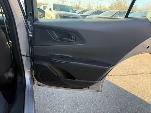 Used 2024 Toyota Prius LE image 18