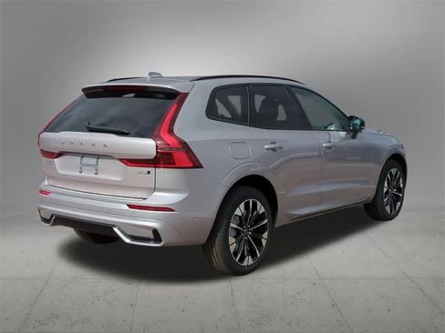 Used 2026 Volvo XC60 B5 Plus w/ Protection Package Premier image 6
