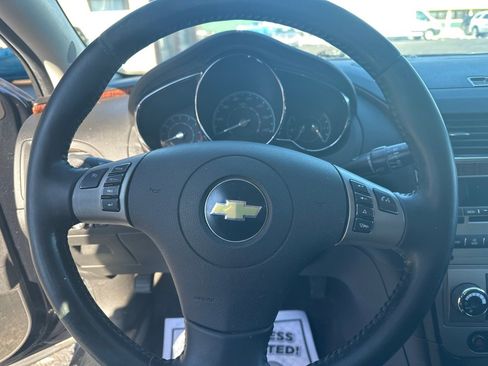 Used 2011 Chevrolet Malibu LTZ image 23