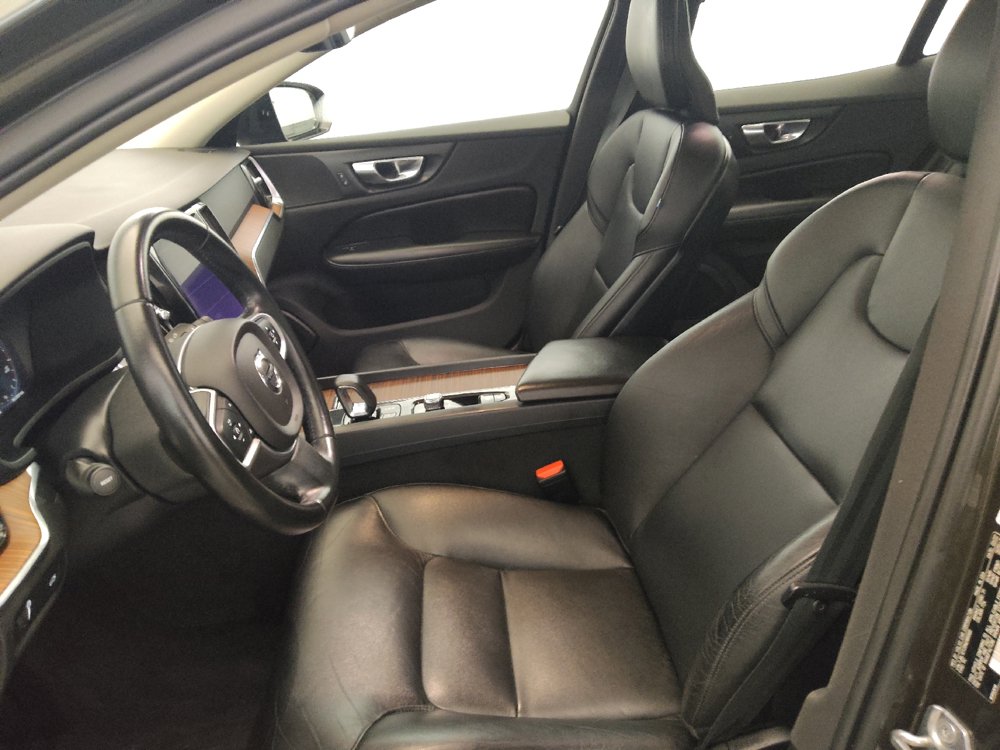 Used 2022 Volvo S60 B5 Momentum AWD/4WD image 17