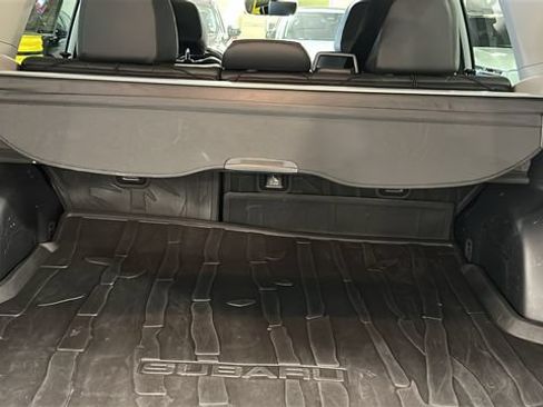 Used 2022 Subaru Forester Limited AWD/4WD image 27