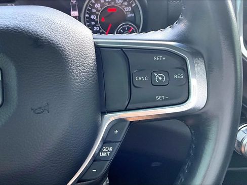Used 2023 RAM 1500 Laramie AWD/4WD image 20