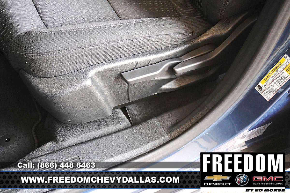 Used 2027 Chevrolet Equinox LT FWD image 36
