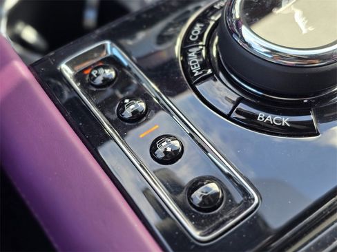 Used 2021 Rolls-Royce Ghost image 40